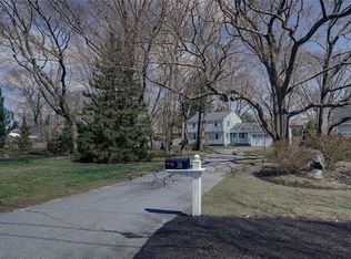 36 Appian Way, Barrington, RI 02806