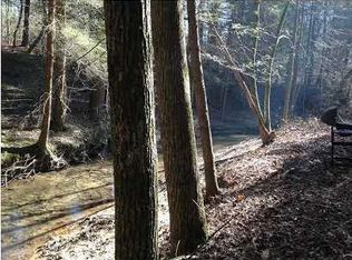 23 Suzanne Rd, Graysville, TN 37338