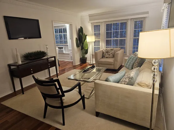 342 N Oakhurst Dr APT E, Beverly Hills, CA 90210