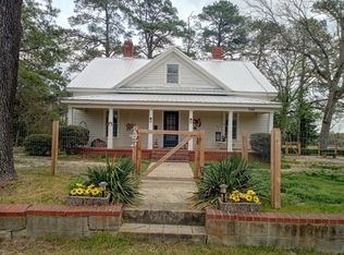 599 Federal Rd, Benson, NC 27504