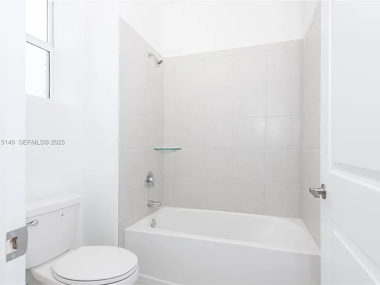 2636 SE 8th Ct — Photo 16