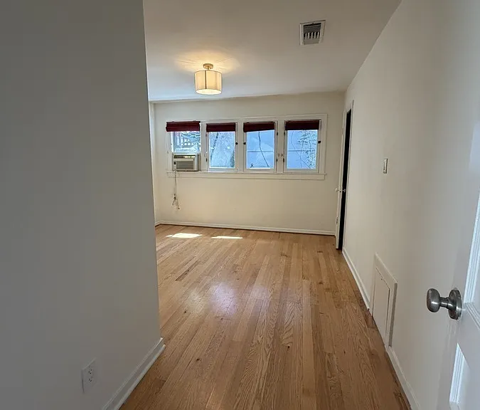 2202 India St — Photo 23