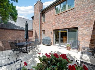 664 58th St #3, West Des Moines, IA 50266