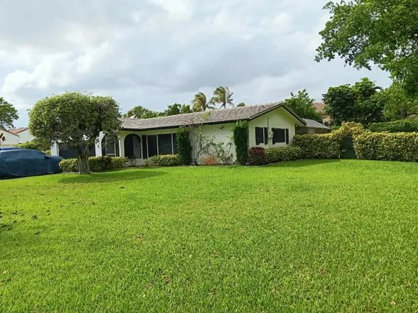 10901 NW 33rd Street, Coral Springs, FL 33065