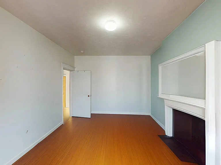 1375 Commonwealth Ave #8 — Photo 3
