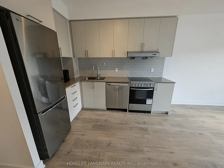 268 Buchanan Dr #216W — Photo 3
