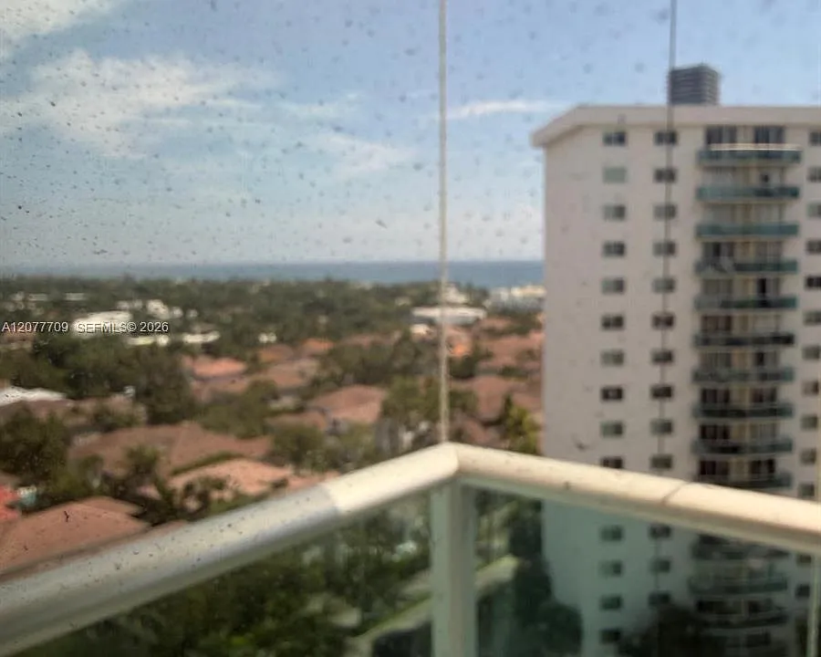 19390 Collins Ave #1418