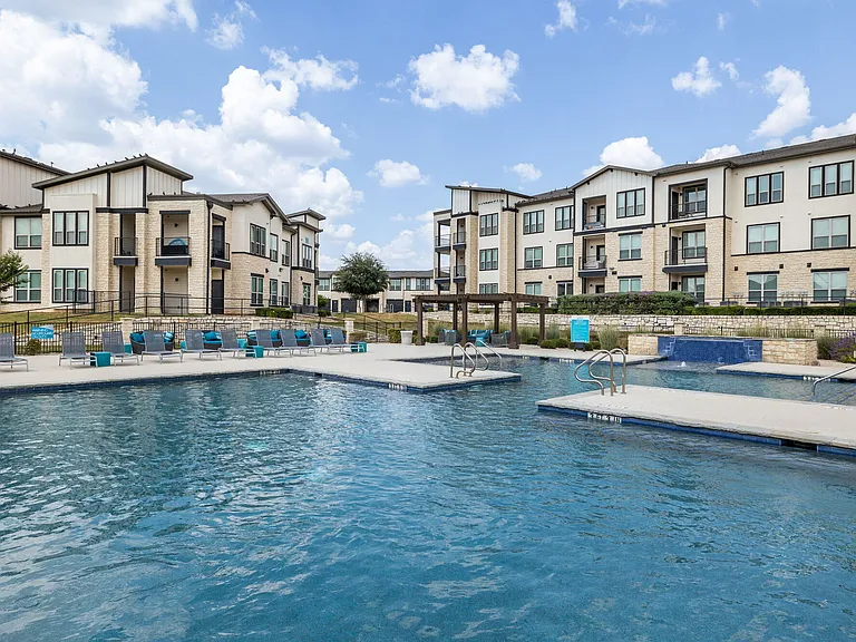 Enclave Falcon Pointe — Photo 15