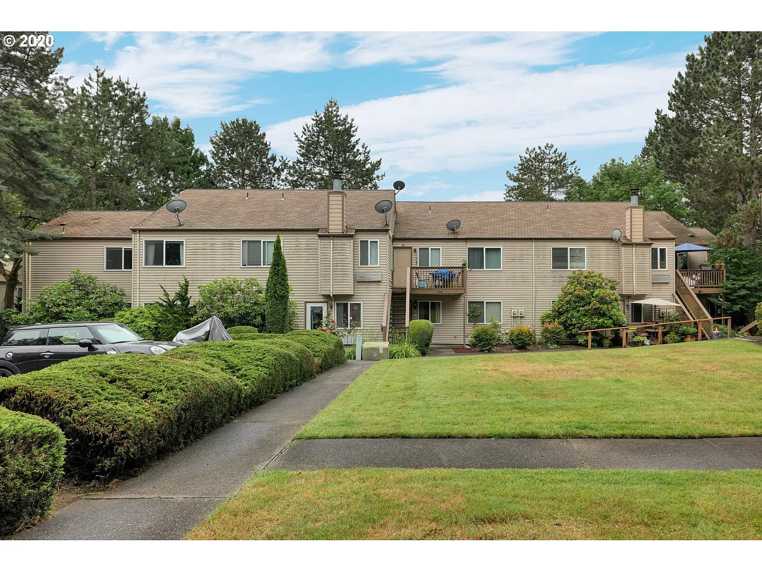12018 SW Conestoga Dr photo 1