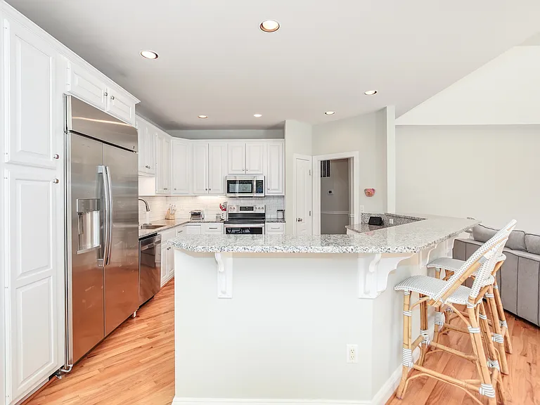 9304 Wildoak Dr — Photo 17