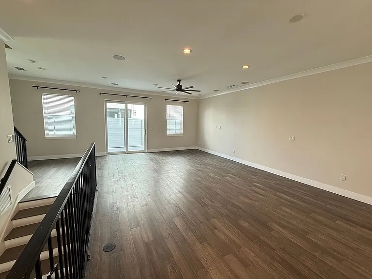 4910 W McElroy Ave #3 — Photo 3
