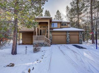 18015 Hickory Ln, Sunriver, OR 97707