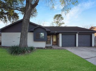 11822 S Perry Ave, Houston, TX 77071