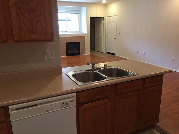 2nd image of 41410 Juniper St Unit 514