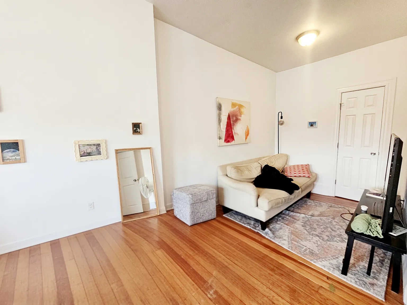 53 Joy St — Photo 4