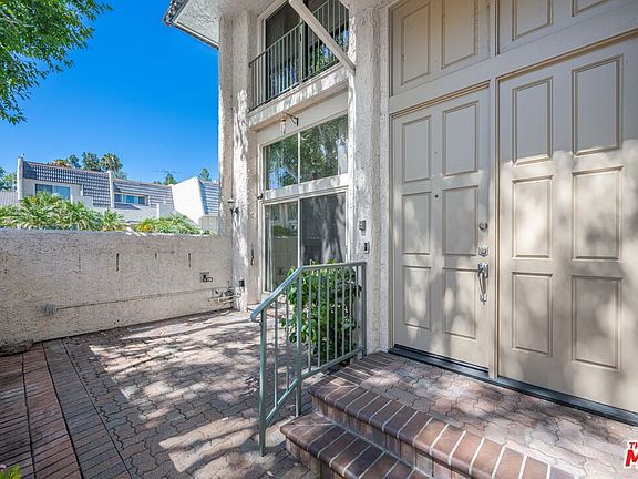 3rd image of 6217 1/2 Randi Ave