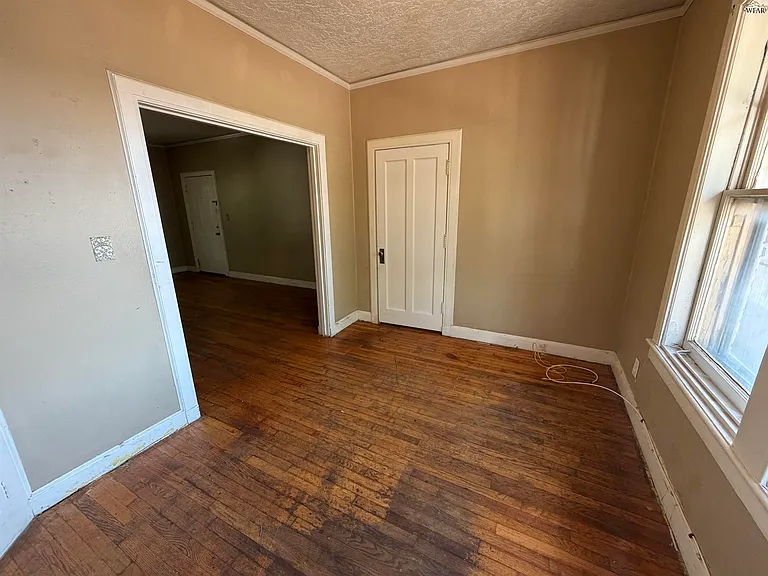 1109 Harrison St — Photo 5