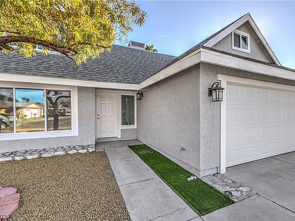 3rd image of 4720 Knollwood Dr