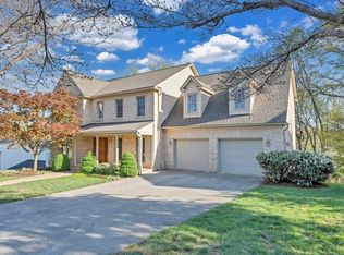 3649 Peakwood Dr SW, Roanoke, VA 24014