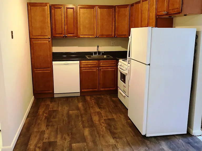 Orchard Hills Apartments — Photo 13