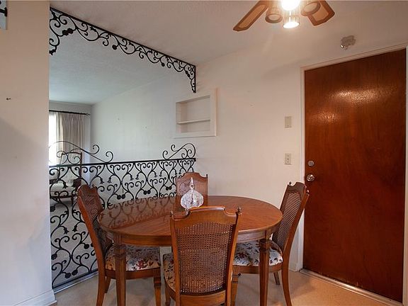 5th image of 10474 Kumquat Ln