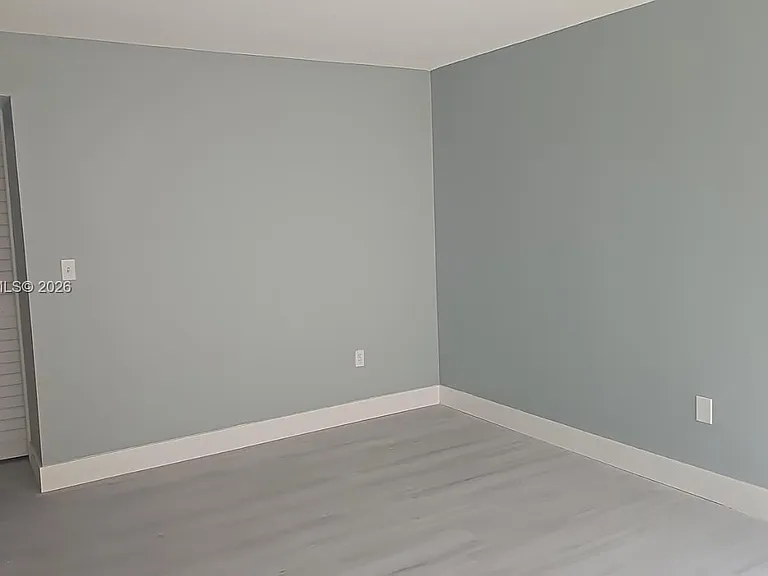 2841 NE 163rd St #914 — Photo 11