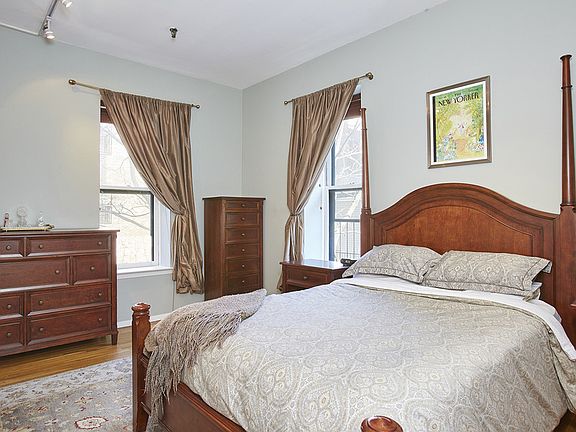 4th image of 105 Montague St APT 201
