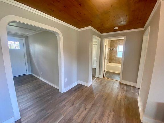 5th image of 1409 Vine St