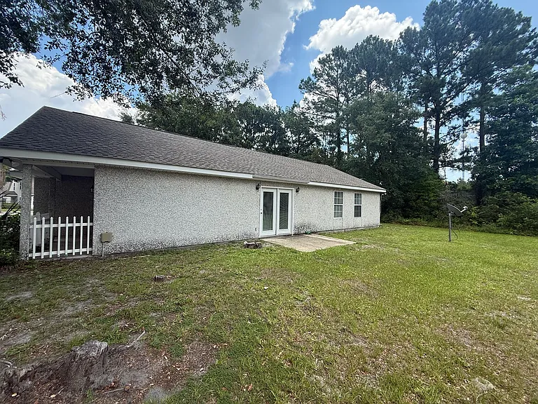 221 Millcrest Dr — Photo 17