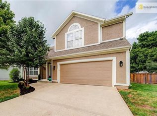 1204 W 2nd St, Louisburg, KS 66053