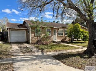 107 Pecan St, Los Fresnos, TX 78566