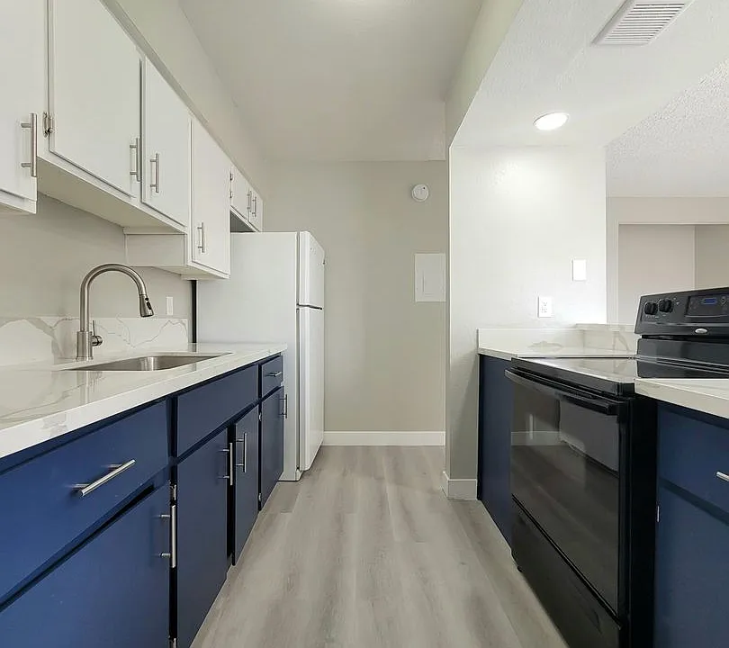 Cora Apartments