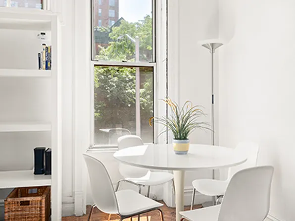 133 Manhattan Avenue image 15 of 20