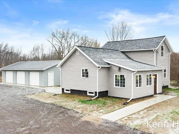 232 23rd St, Otsego, MI 49078