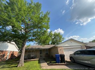 1217 W Jackson St, Broken Arrow, OK 74012