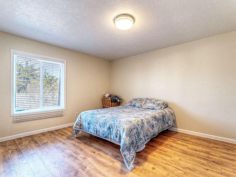 470 Reservation Rd — Photo 12