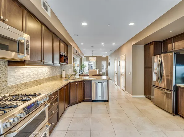 507 Rockefeller, Irvine, CA 92612