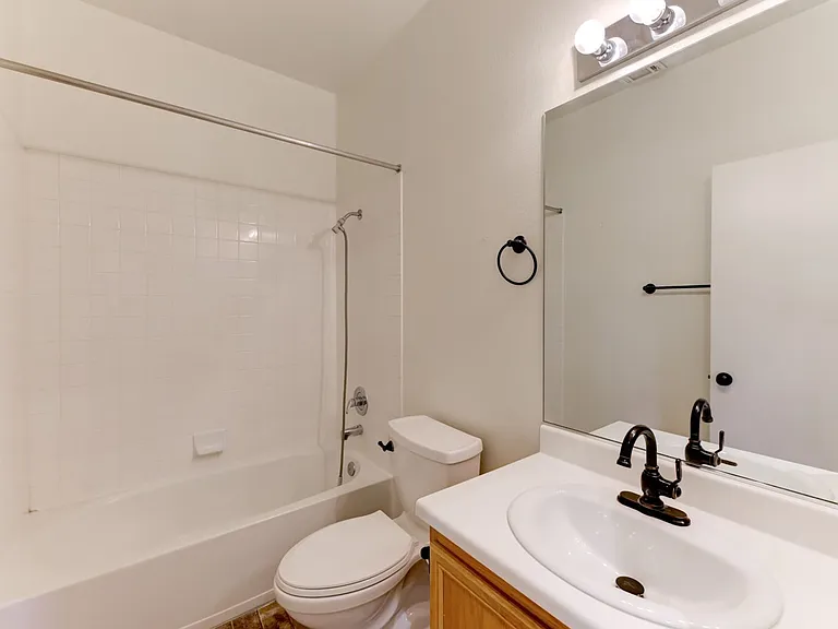 998 Veranda View Ave — Photo 6