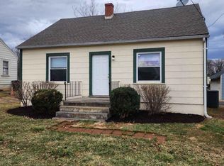 106 Weems Ln, Winchester, VA 22601