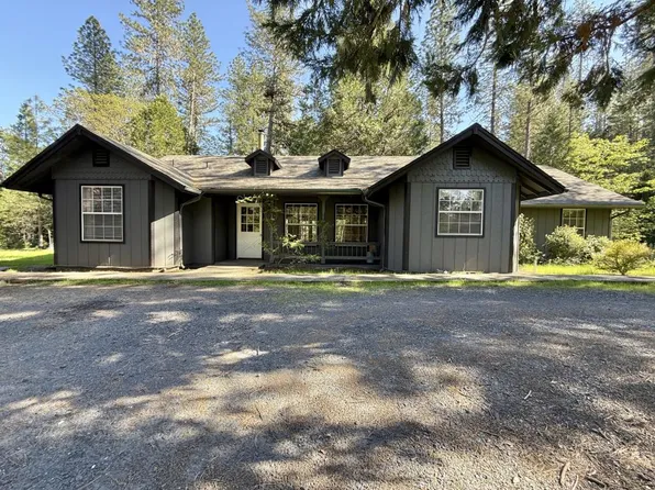 481 Abegg Rd, Merlin, OR 97532