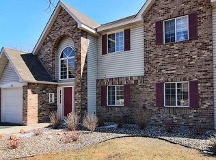 2512 Wilshire Ct, Mendota Heights, MN 55120