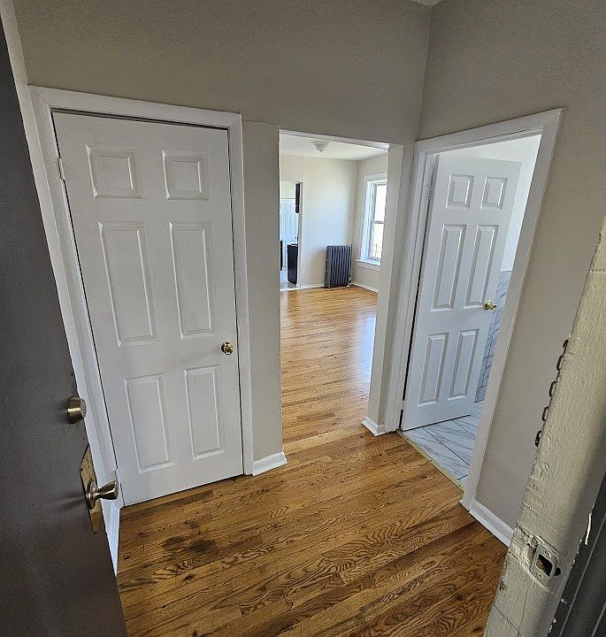 1st image of 220 Roseville Ave #411R
