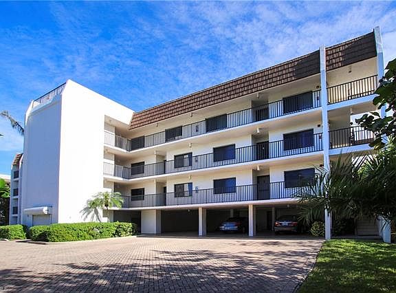2nd image of 651 E Gulf Dr Unit 133