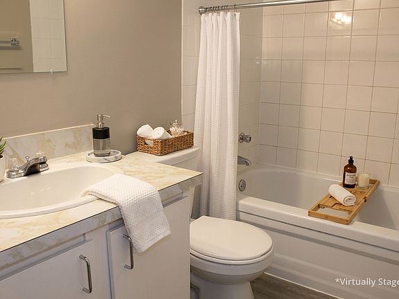 5th image of 419 1st Ave NE #505956