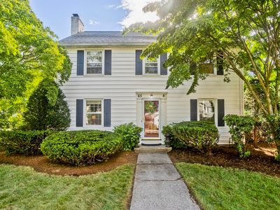 65 Laurel St, Longmeadow, MA, 01106