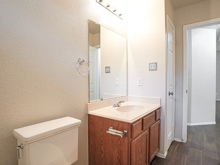2161 Teagle Dr — Photo 25