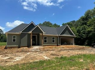 27526 Snead Dr, Abita Springs, LA 70420