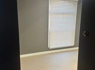 8308 Tobin Rd APT 11, Annandale, VA 22003