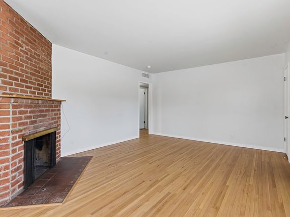3rd image of 1825 Manley Ave #1
