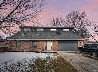 4472 Ambridge Dr, Dayton, OH